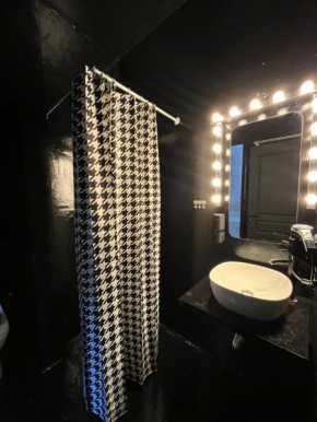 Elegant Suite syntagma